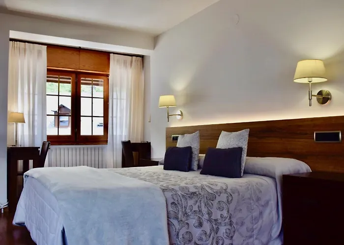 Hotel L'auet Erillavall